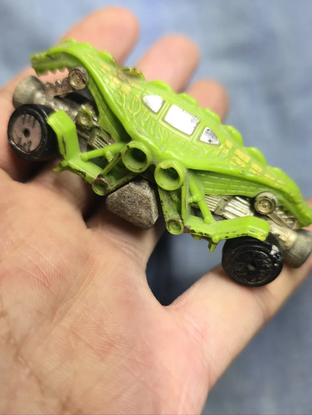 Vintage 1985 Mattel HOT WHEELS Die Cast Green Speed Demon Double Dragon